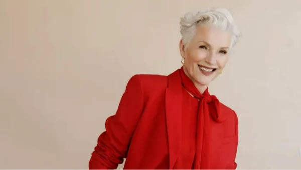 起業家イーロン・マスクが影響を受けた、母メイ・マスク氏 日本初イベントを開催